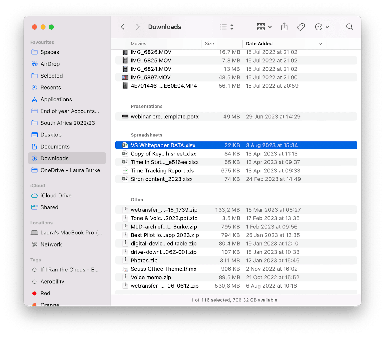 How to delete the contents of Downloads folder