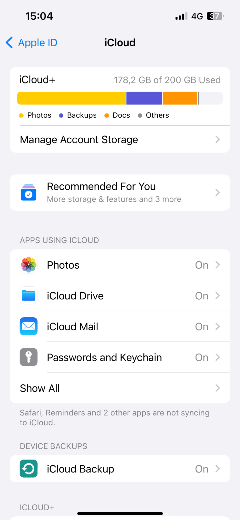 iCloud settings on iPhone