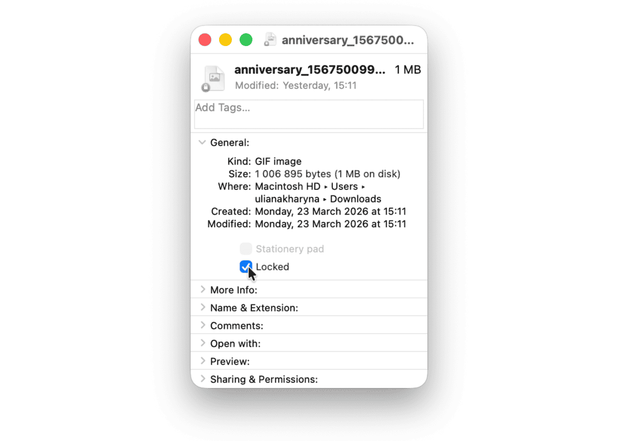 How to check if a file is locked on a Mac