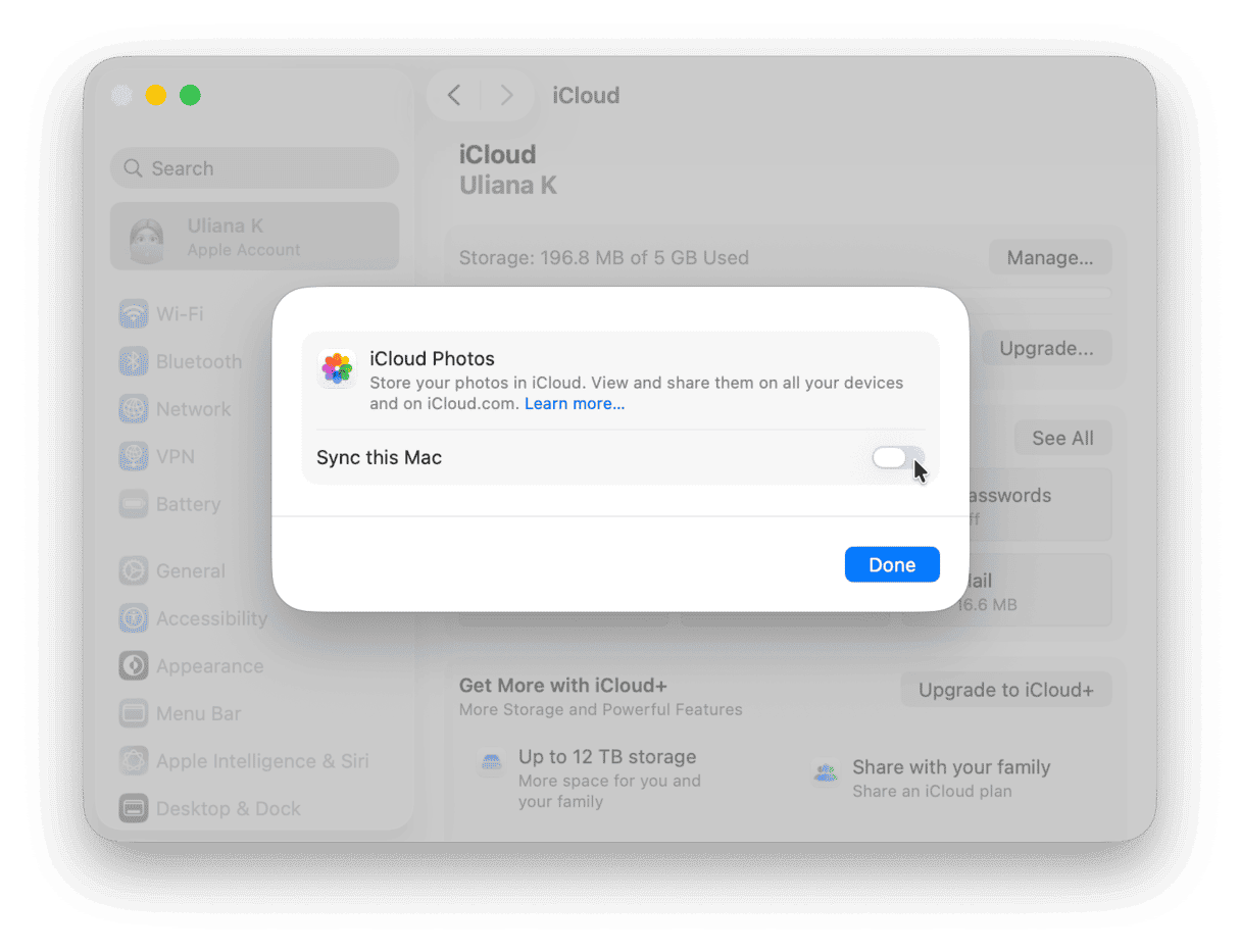 Go to iCloud > Photos and make sure that Sync this Mac is turned on