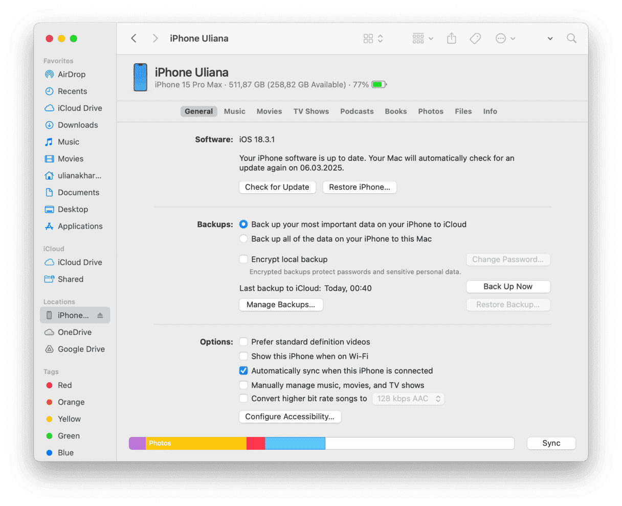 Click Manage Backups > Delete Backup