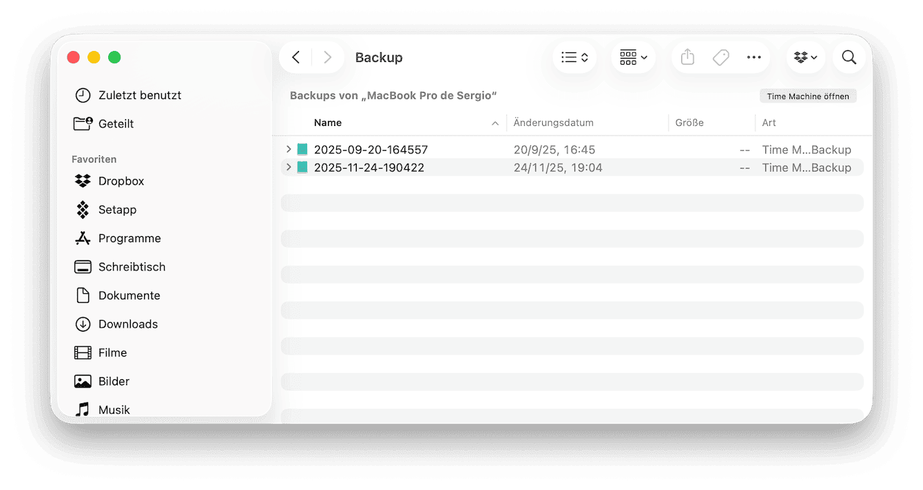 Schlie&szlig;en Sie Ihr externes Speichermedium an, &ouml;ffnen Sie den Finder und suchen Sie Ihr externes Laufwerk in der Seitenleiste
