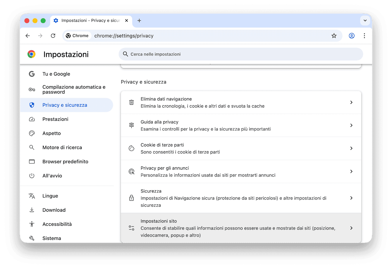 Apri l'app e scegli Informazioni su Google Chrome