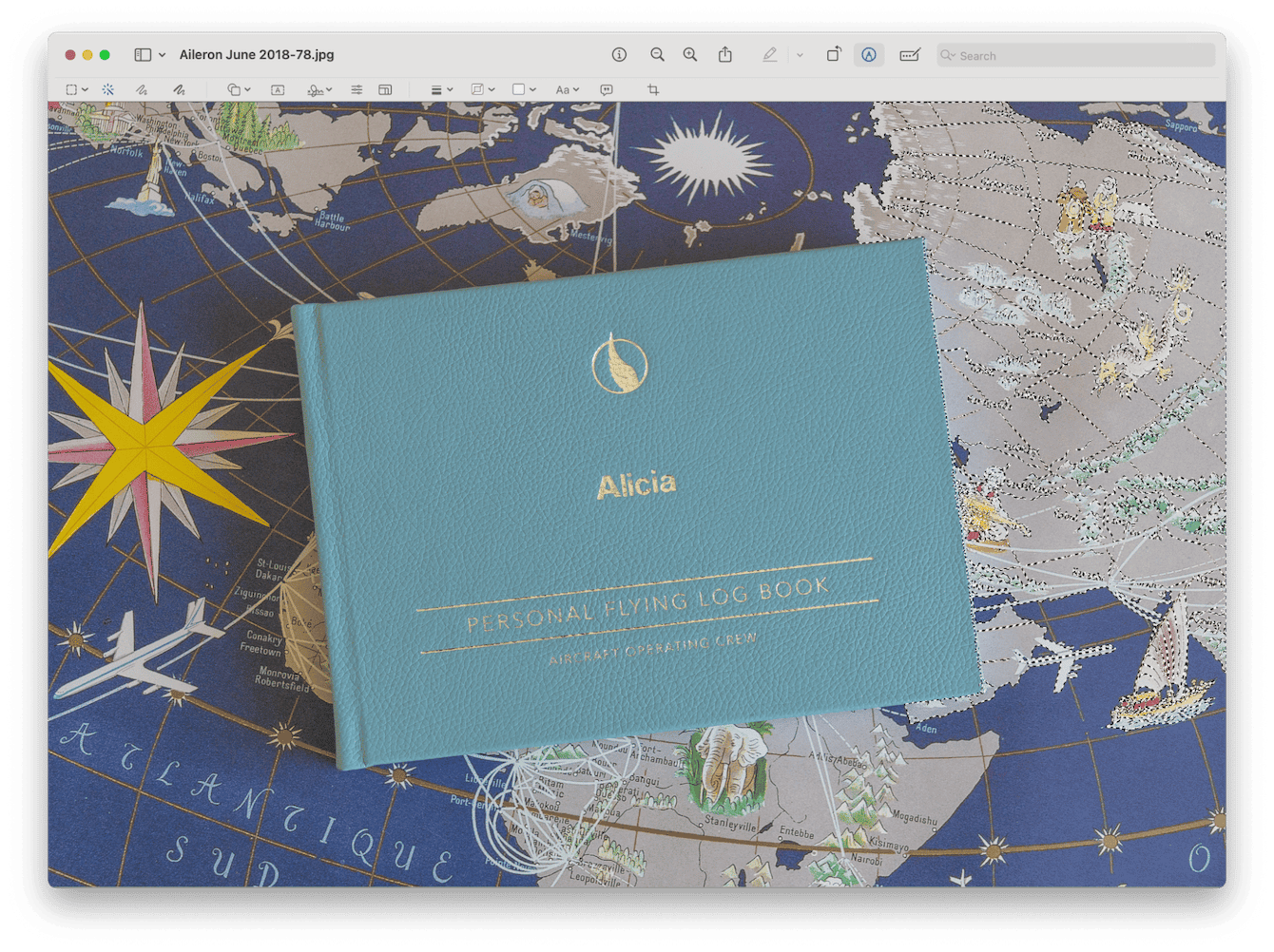 Remove backgrounds in Preview